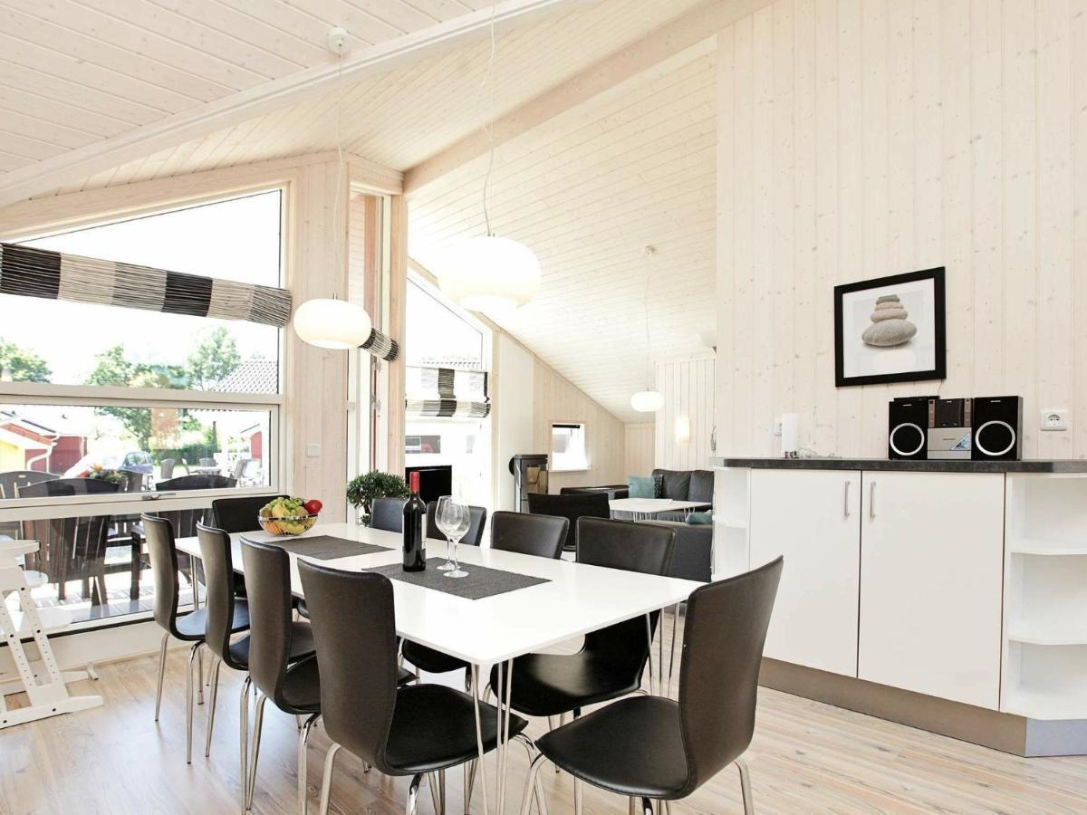 Four-Bedroom Holiday Home In Grossenbrode 1 Dış mekan fotoğraf