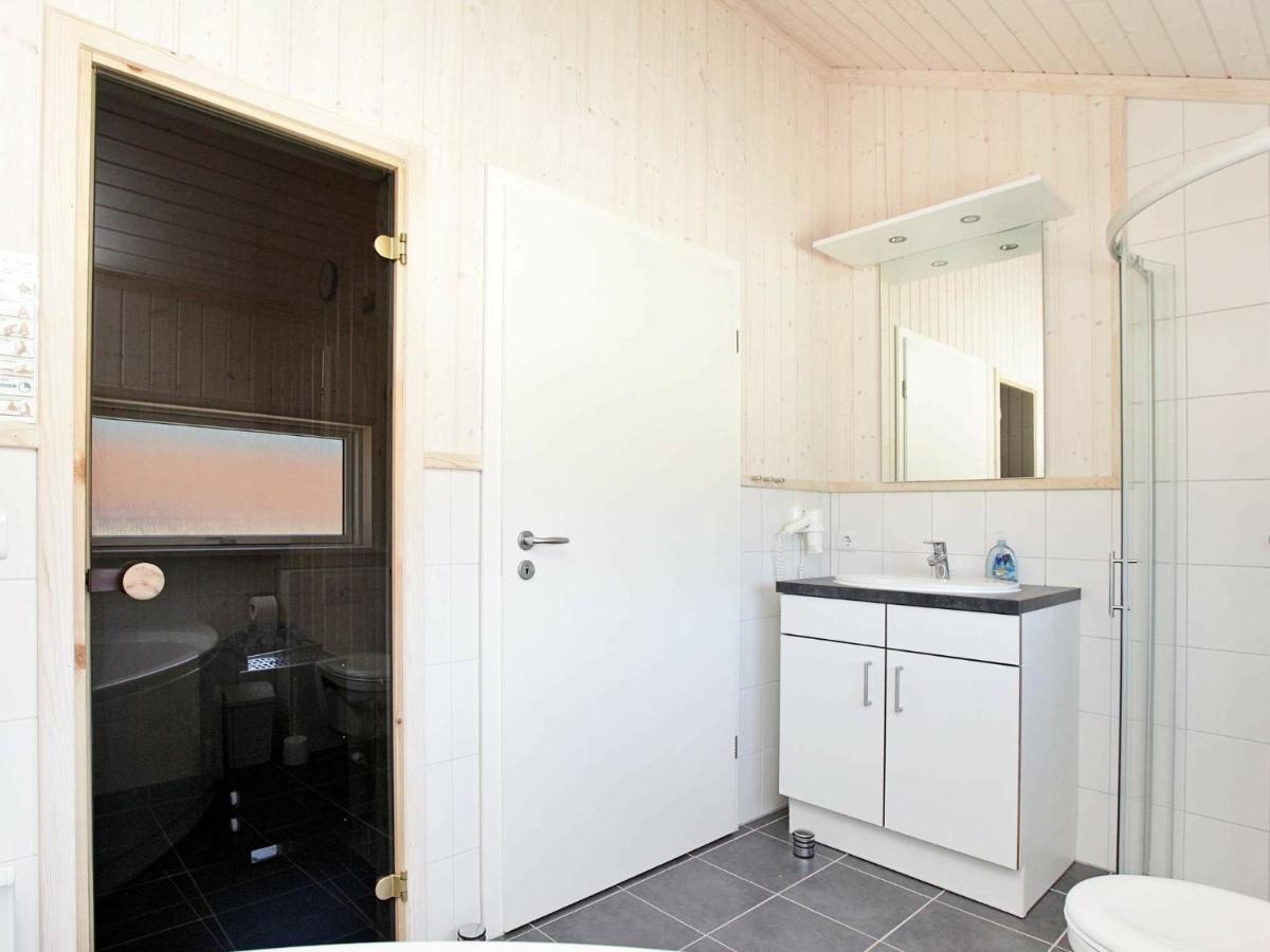 Four-Bedroom Holiday Home In Grossenbrode 1 Dış mekan fotoğraf